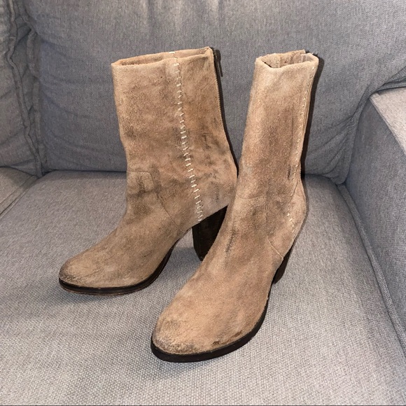 $300 Free People Distressed Leather Ankle Boots - Picture 6 of 7